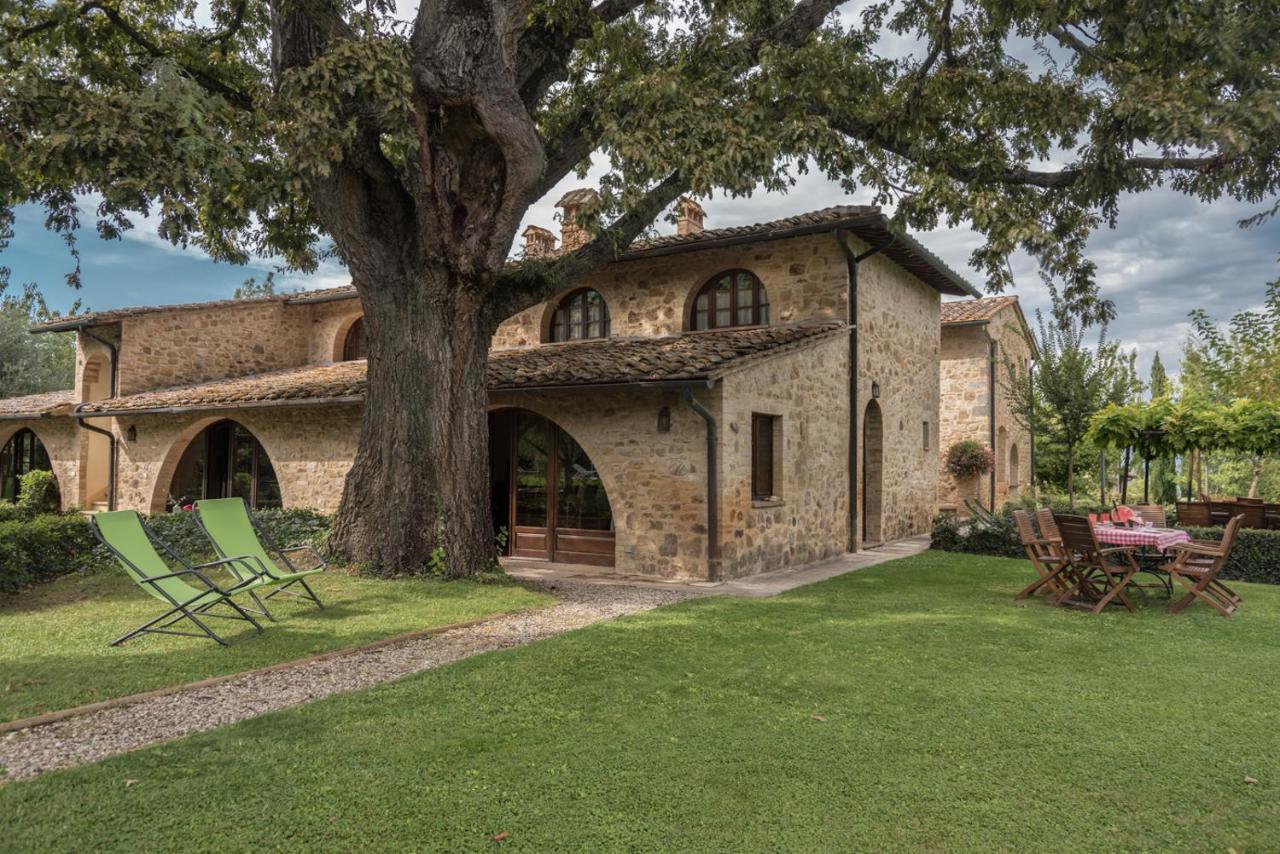 Borgo Al Cerro Aparthotel Casole d'Elsa Bagian luar foto
