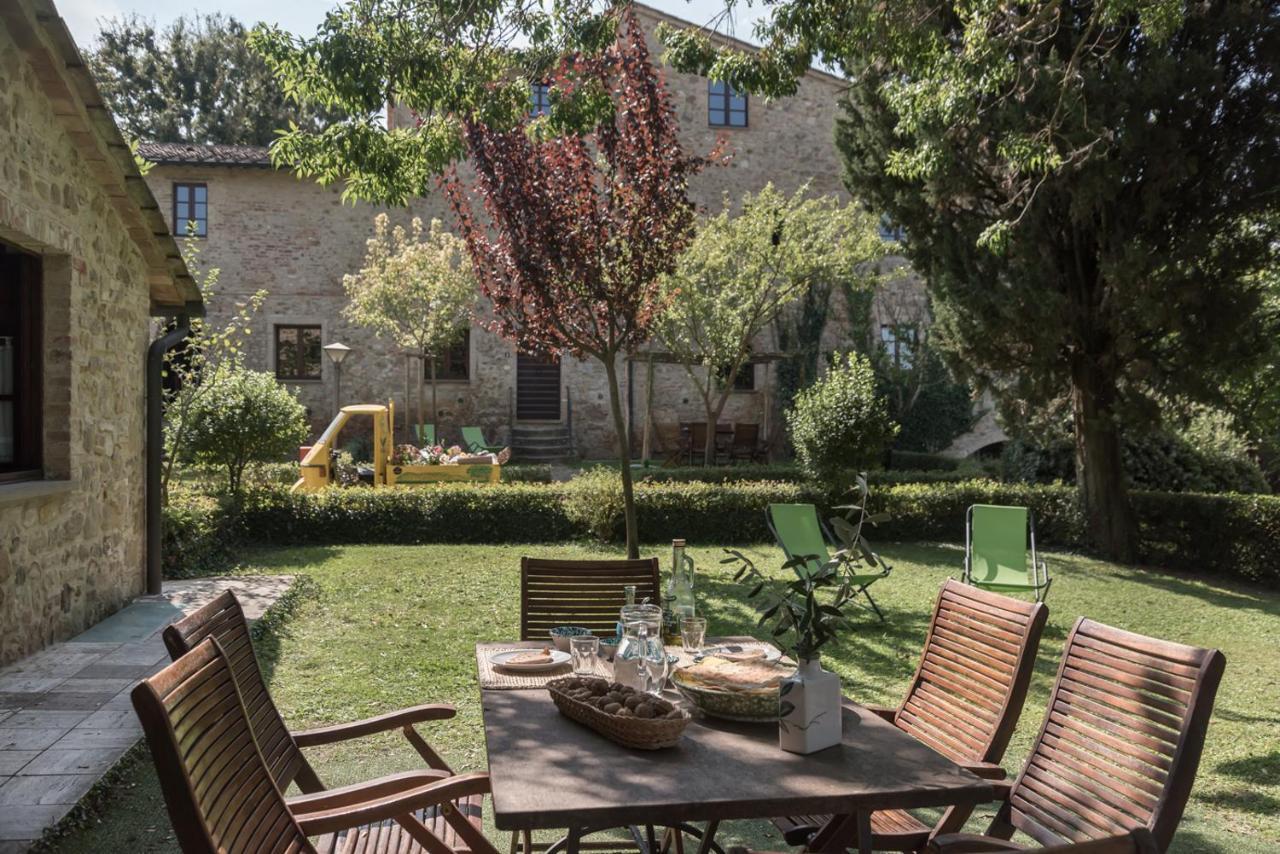 Borgo Al Cerro Aparthotel Casole d'Elsa Bagian luar foto