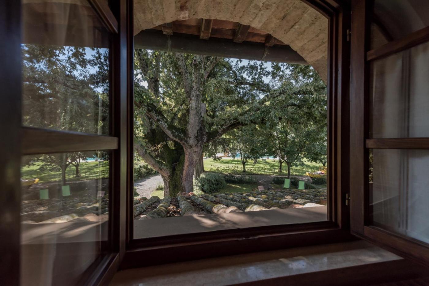 Borgo Al Cerro Aparthotel Casole d'Elsa Bagian luar foto